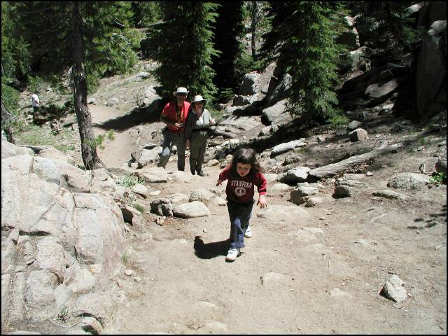 Sydney's first hike on her own two feet and she leaves Jay and Linda in the dust!