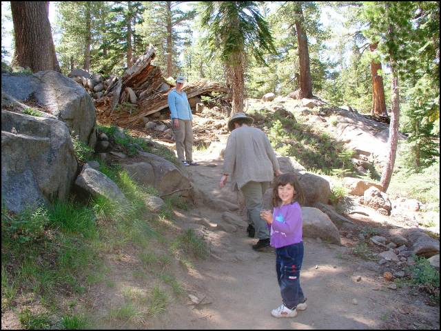 Hiking to Frog Lake