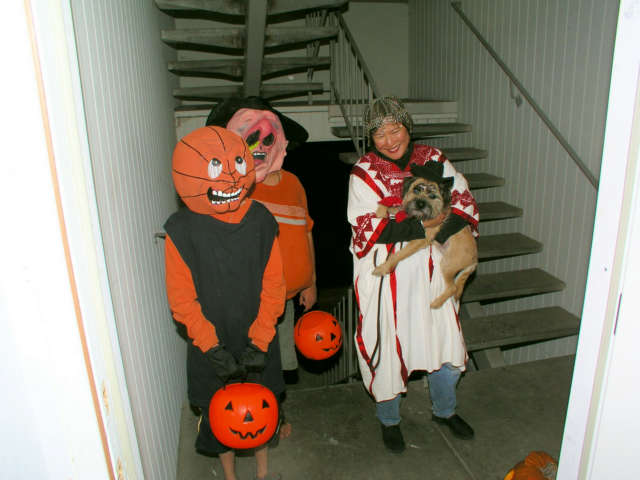 Oh no, the pumkin man!