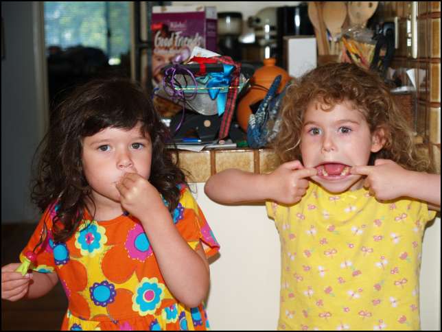 FUNNY FACES!