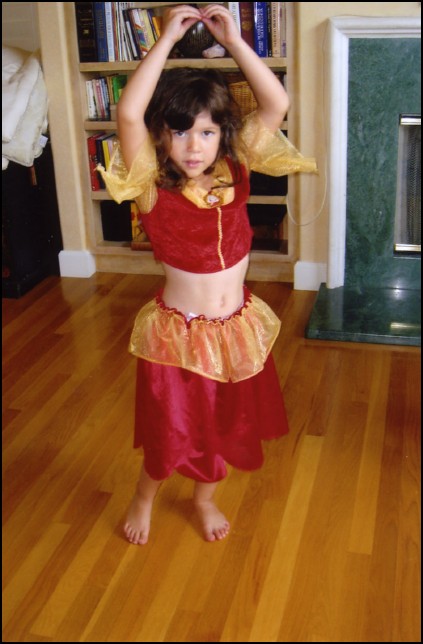 Sydney moonlights as a belly dancer!