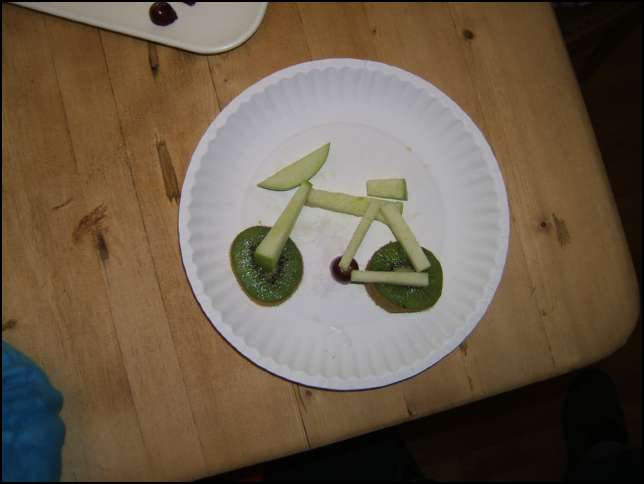 A fruite/veggie bicycle!