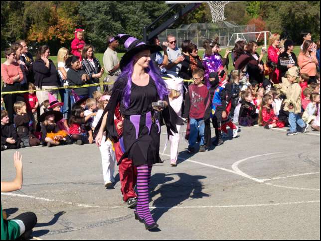 Ms. Tyler leads her Kindergarten Class (room 7) on parade!