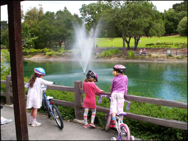 A short rest stop to look at the fountain in the middle of the duck pond